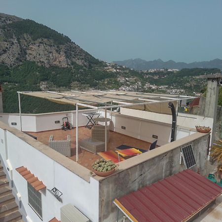 La Lucciola Apartment Amalfi Luaran gambar