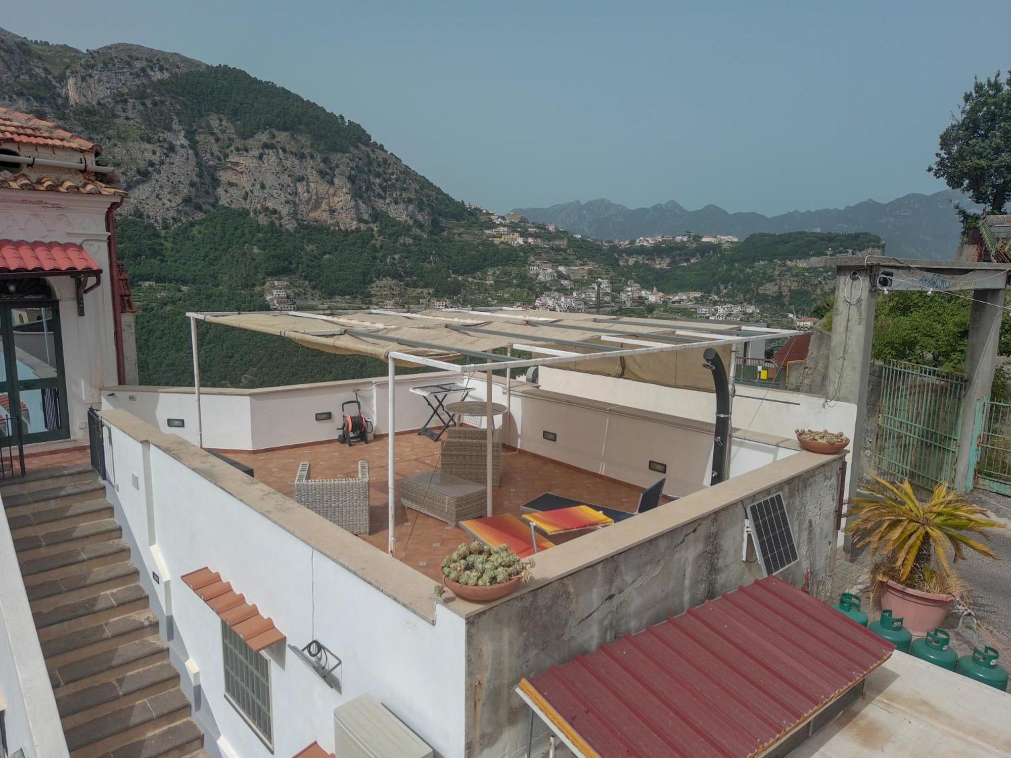 La Lucciola Apartment Amalfi Luaran gambar