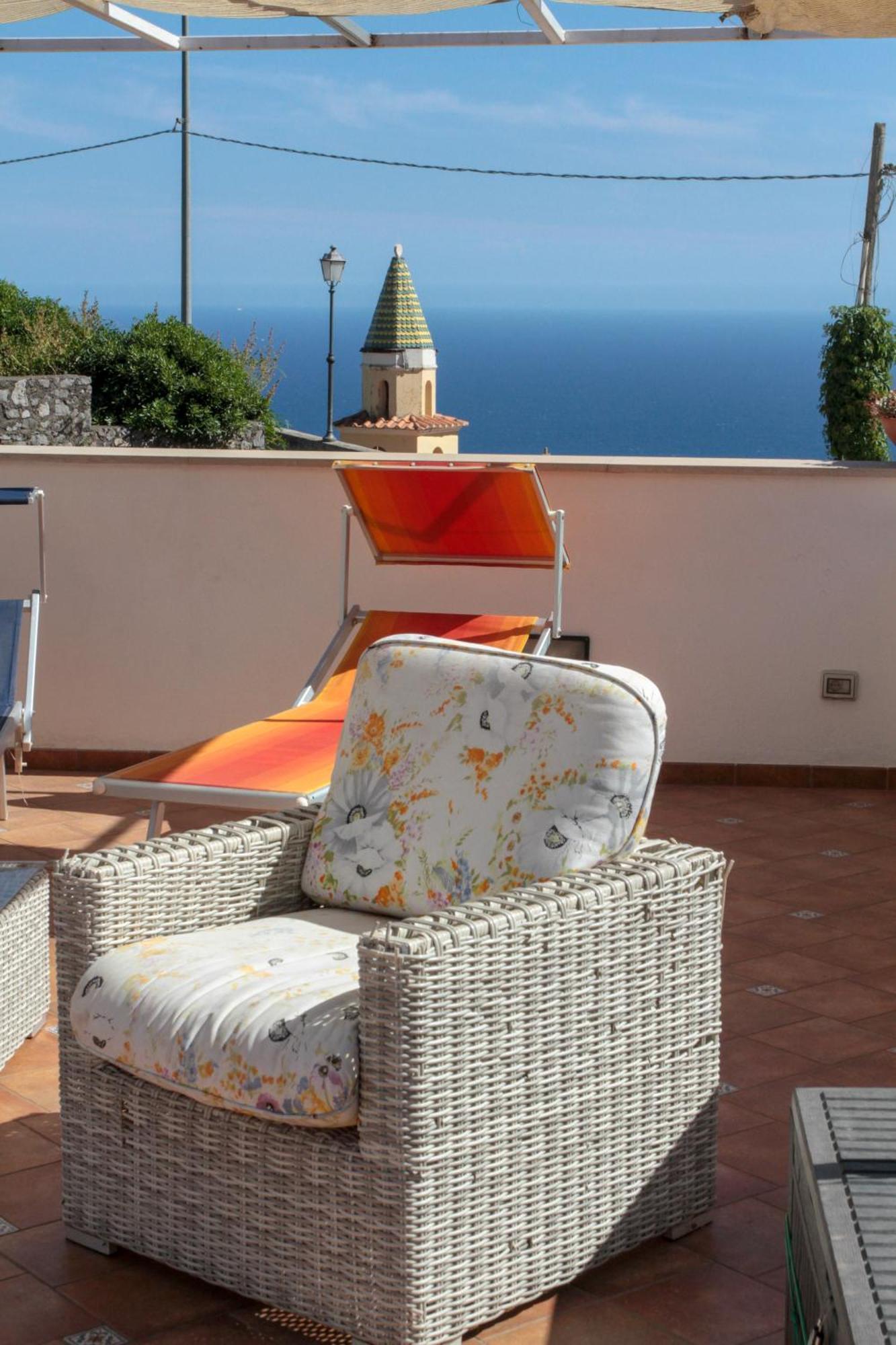La Lucciola Apartment Amalfi Luaran gambar